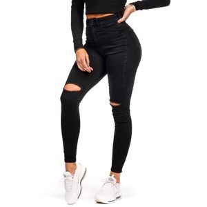 FITJEANS BRAND NEW RIPPED BLACK JEANS